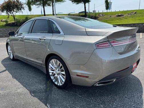 2016 Lincoln MKZ Base