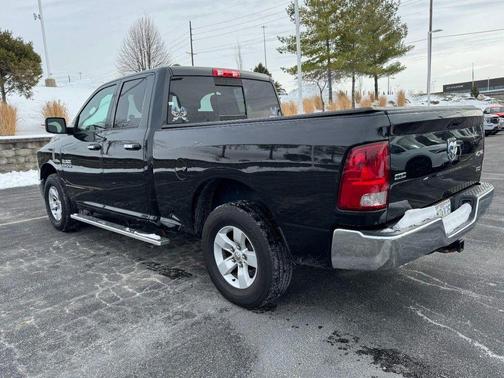 2016 RAM 1500 SLT