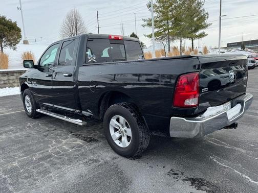 2016 RAM 1500 SLT