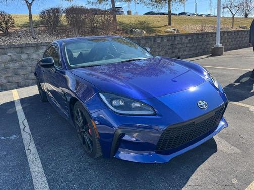 2025 Toyota GR86 Premium