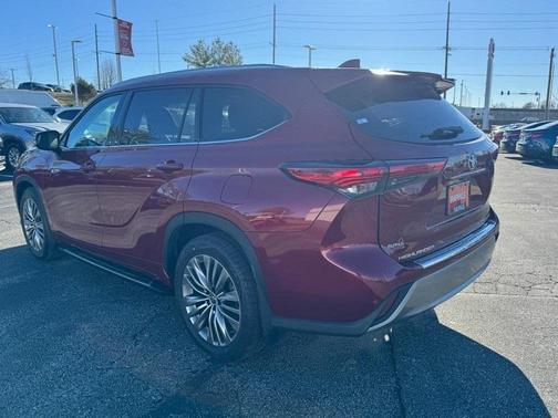 2021 Toyota Highlander Platinum