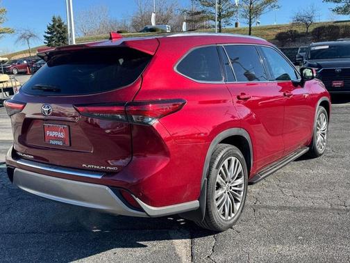 2021 Toyota Highlander Platinum