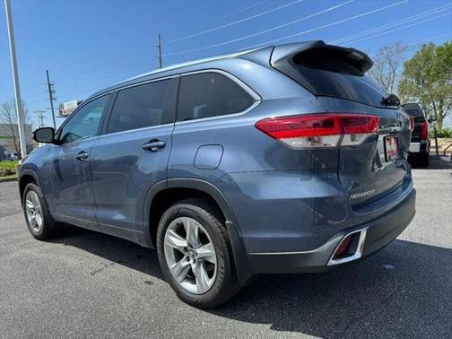 2017 Toyota Highlander Limited