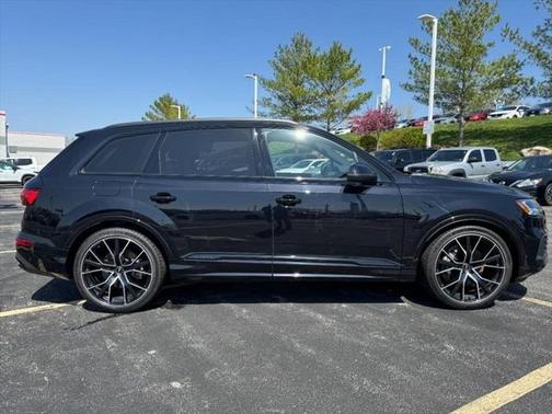 2021 Audi Q7 55 Prestige