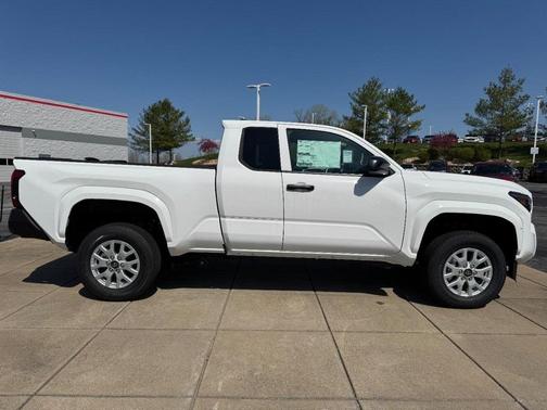 2025 Toyota Tacoma SR