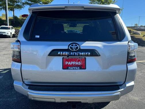 2024 Toyota 4Runner TRD Off Road