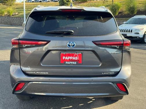 2024 Toyota Highlander Hybrid Limited