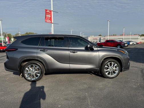 2024 Toyota Highlander Hybrid Limited