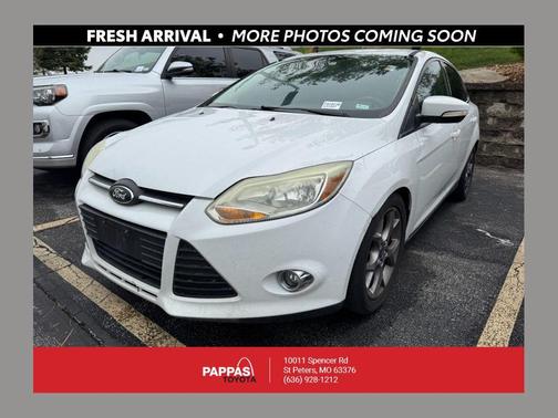 Oxford White 2014 Ford Focus SE