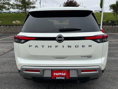 Pearl White Tricoat 2023 Nissan Pathfinder Platinum 4WD