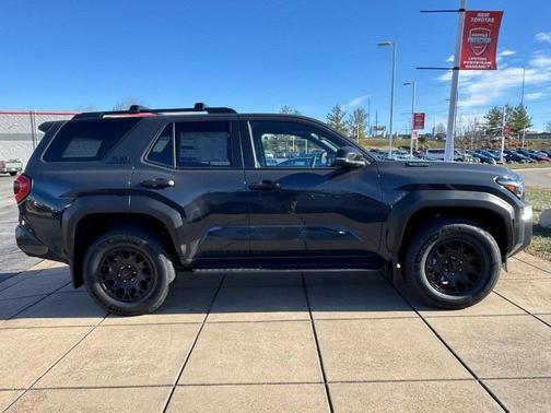 2025 Toyota 4Runner TRD Off Road