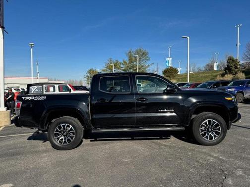 2023 Toyota Tacoma TRD Sport