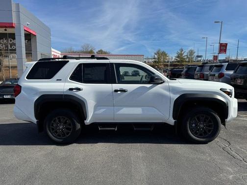 2026 Toyota 4Runner SR5