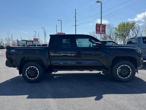 2025 Toyota Tacoma TRD Off Road