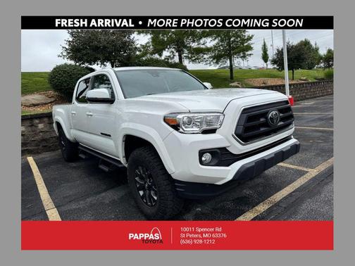 Ice Cap 2023 Toyota Tacoma SR5