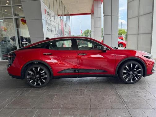 2025 Toyota Crown Platinum