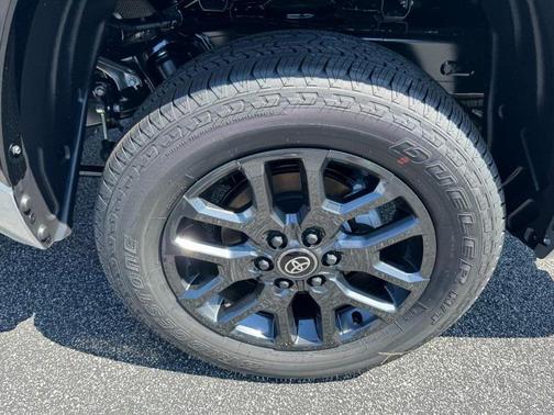 2025 Toyota Tundra Platinum