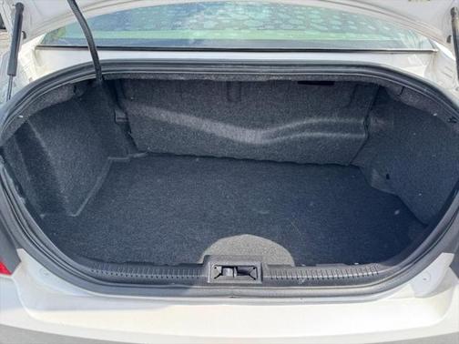 2012 Ford Fusion Hybrid Base