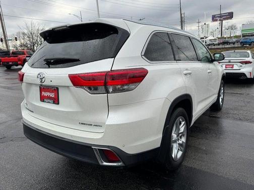 2019 Toyota Highlander 
