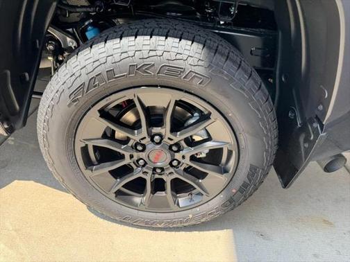 2025 Toyota Tundra Hybrid Limited