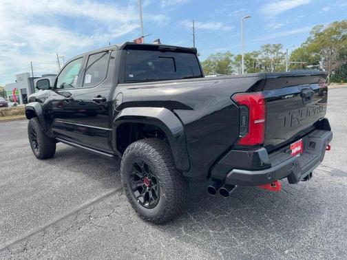 2025 Toyota Tacoma Hybrid Trailhunter