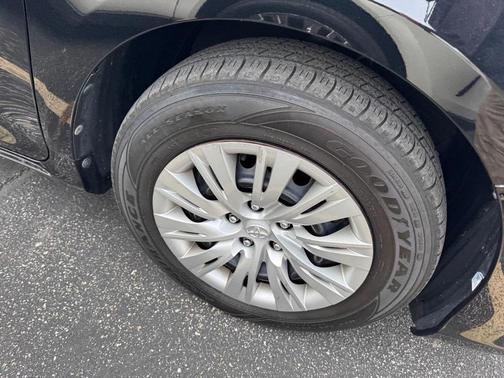 2013 Toyota Camry LE