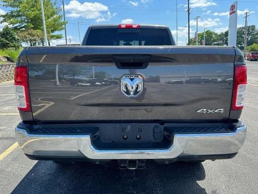 2021 RAM 2500 Tradesman Crew Cab 4x4 6'4' Box