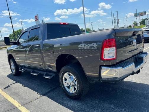 2021 RAM 2500 Tradesman Crew Cab 4x4 6'4' Box