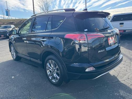 2017 Toyota RAV4 Hybrid Limited