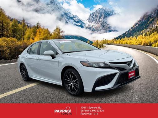 2024 Toyota Camry SE