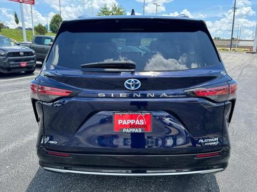 2023 Toyota Sienna Platinum 7 Passenger