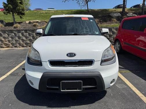 2011 Kia Soul +