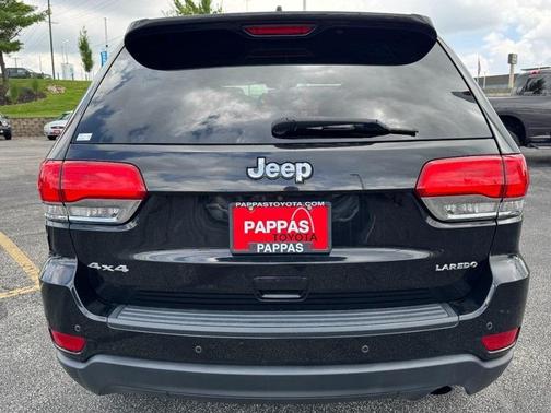 2016 Jeep Grand Cherokee Laredo