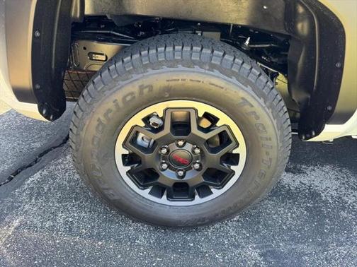 2025 Toyota Tacoma TRD Off Road