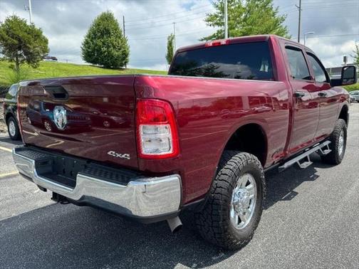2024 RAM 2500 Tradesman Crew Cab 4x4 6'4' Box