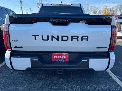 2025 Toyota Tundra Hybrid Platinum