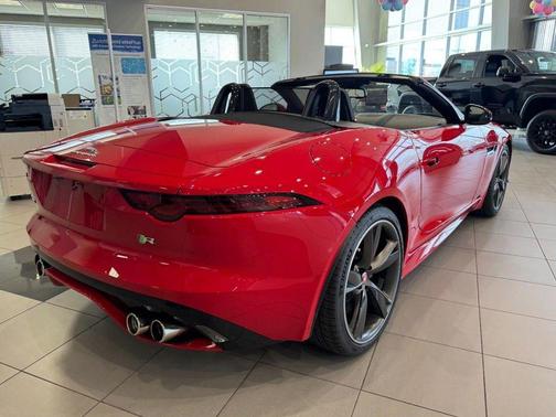 2018 Jaguar F-TYPE R