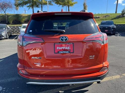 2016 Toyota RAV4 XLE