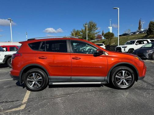 2016 Toyota RAV4 XLE