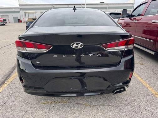 2018 Hyundai SONATA SE