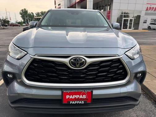 2020 Toyota Highlander LE