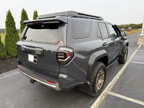 2025 Toyota 4Runner Hybrid Trailhunter
