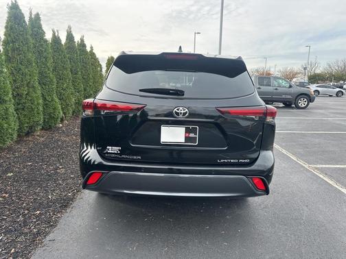 2025 Toyota Highlander Limited