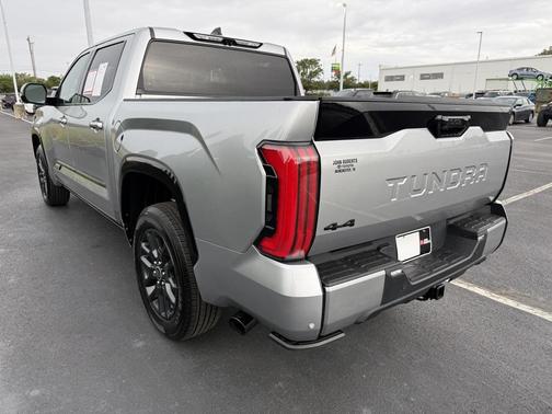 2023 Toyota Tundra Platinum