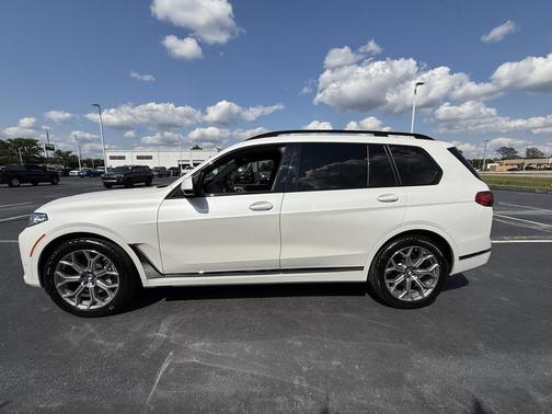 2022 BMW X7 xDrive40i