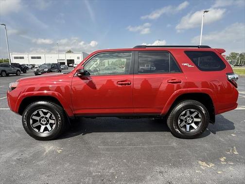 2024 Toyota 4Runner TRD Off Road