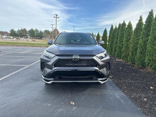 2025 Toyota RAV4 Hybrid SE