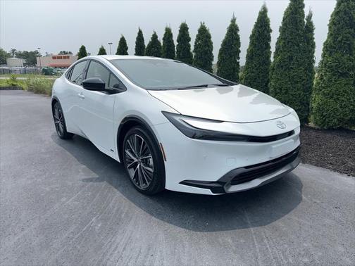 2024 Toyota Prius XLE