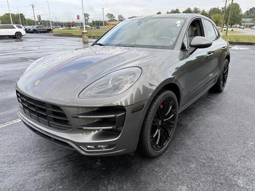 2015 Porsche Macan Turbo