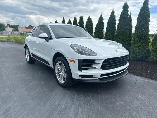 2021 Porsche Macan Base
